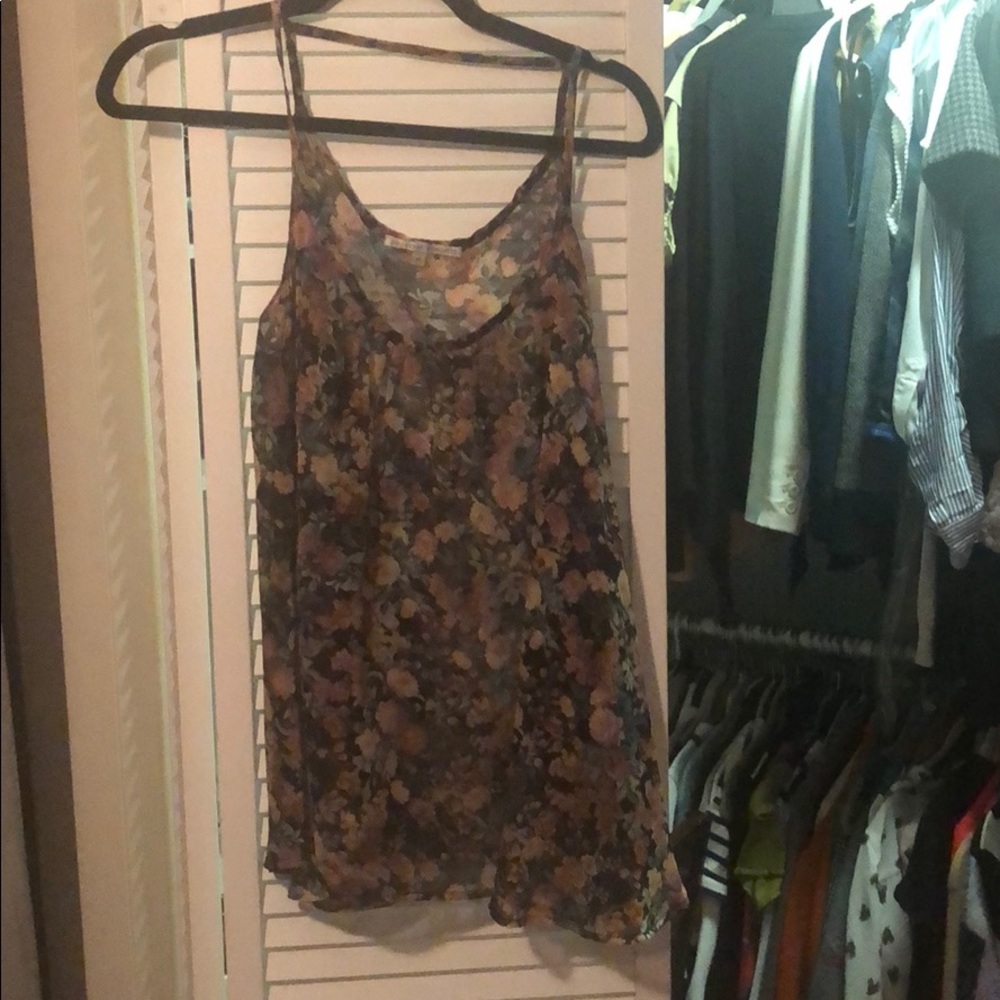 Floral print blouse